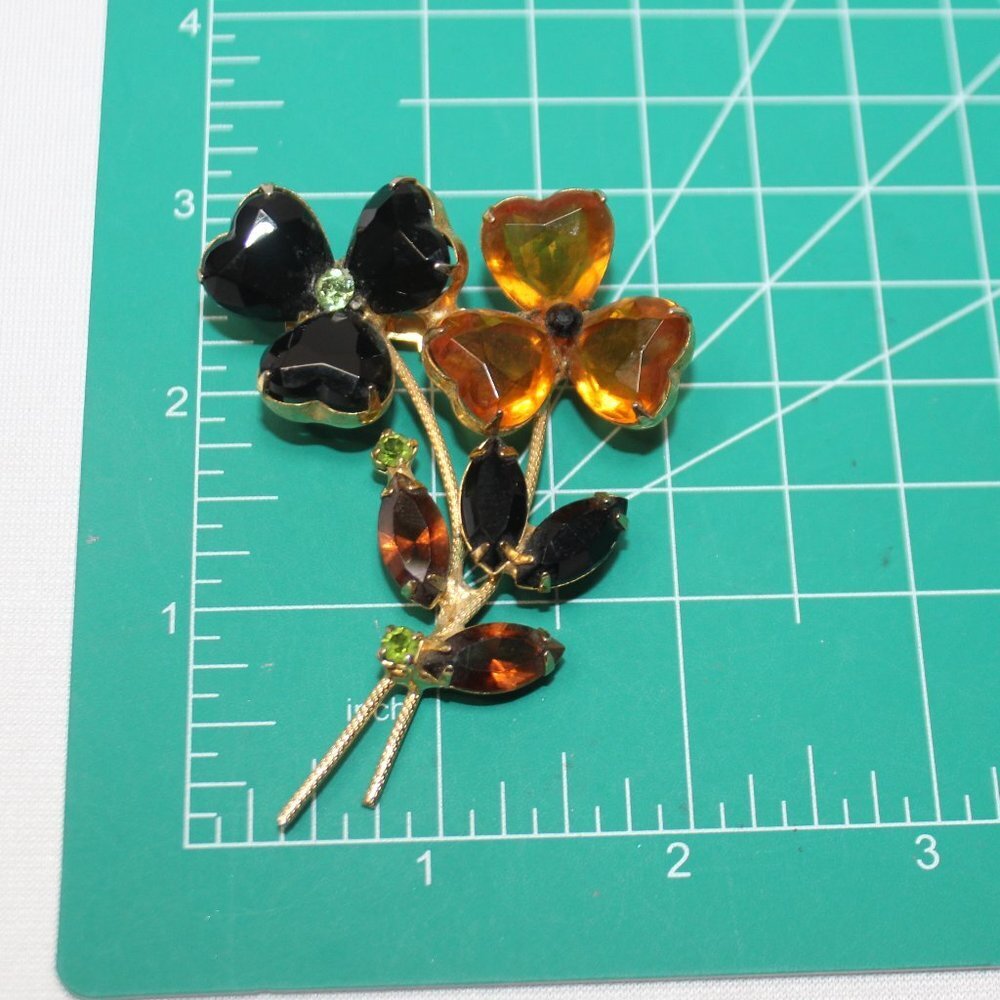 Vintage Amber Crystal and Black Galss Heart Shaped Flowers and Leaves Brooch - Picture 6 of 7